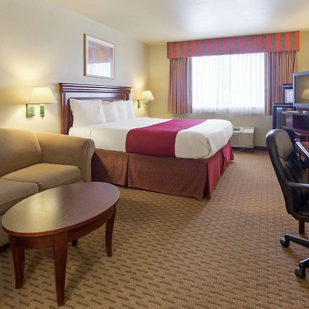 Best Western Quanah Inn & Suites Экстерьер фото